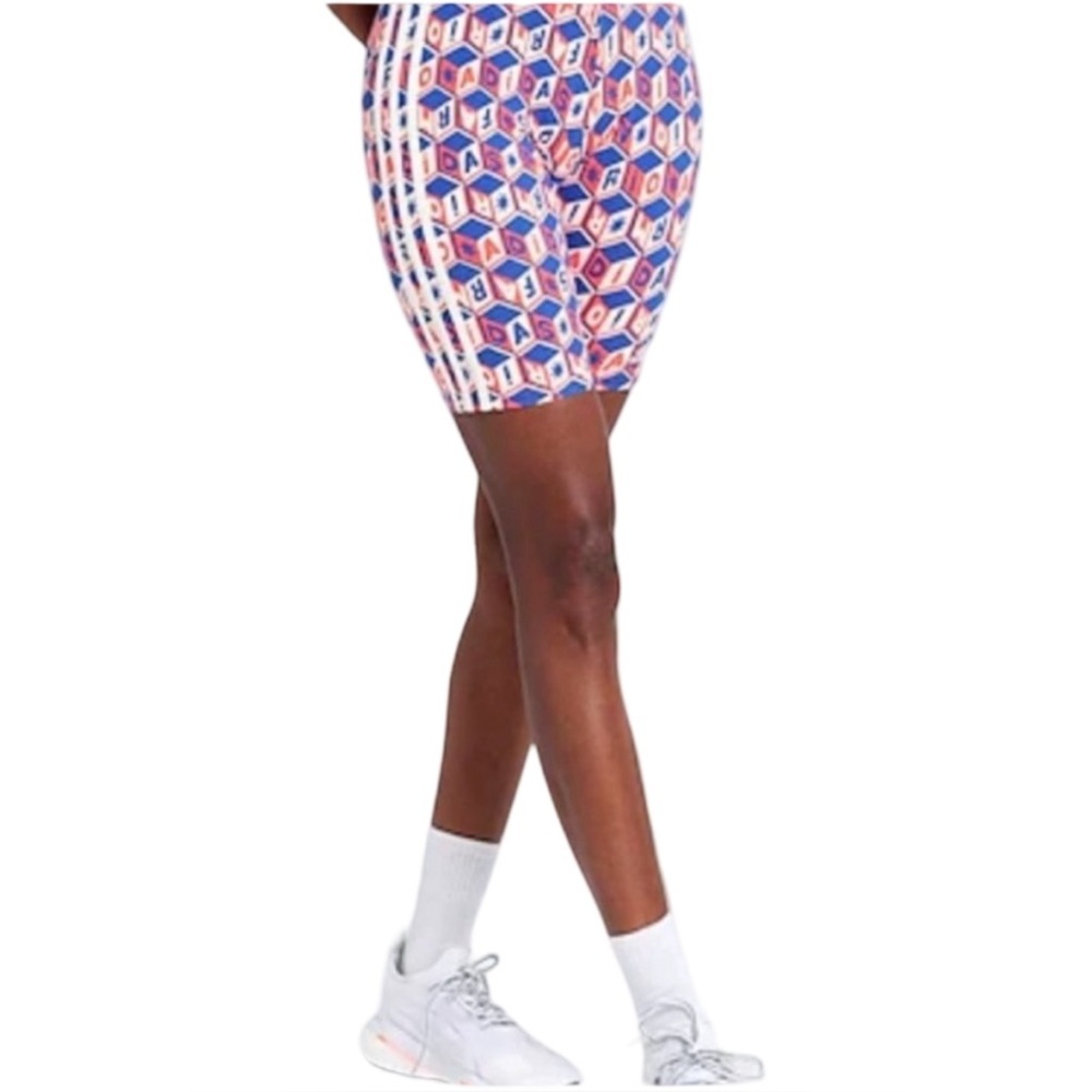 Adidas x FARM Rio Oasis Night Bike Shorts NWT | Women’s M | 9” Inseam - Picture 4 of 16
